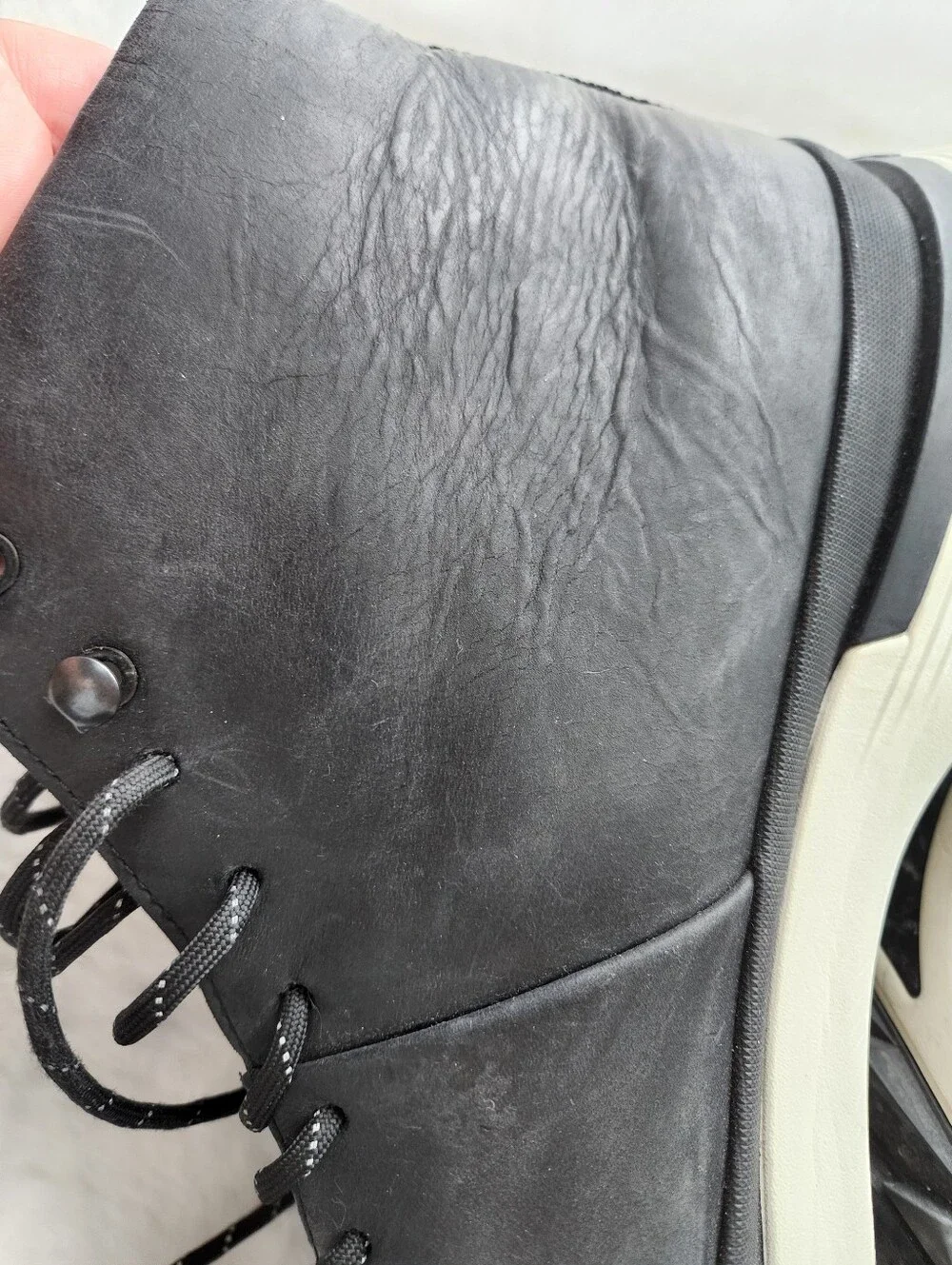 Men's Black Chukka Lace-Up Boots